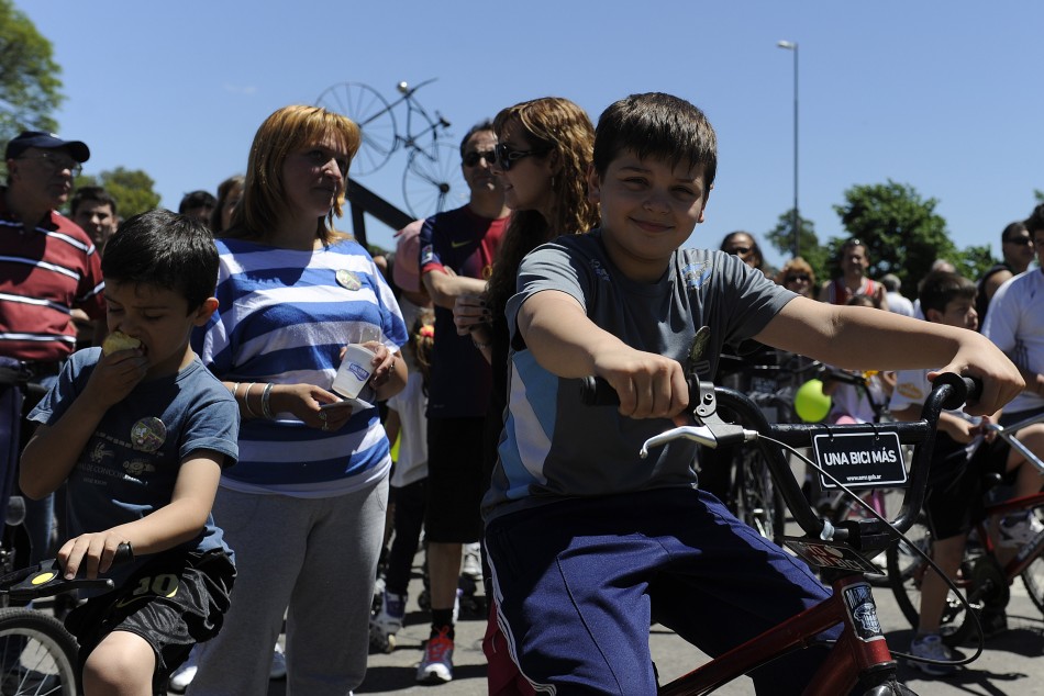 2075 |  - Dir. Gral. de Comunicación Social (Franco Trovato)