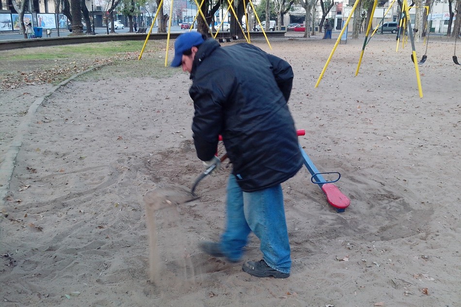 4757 | Tareas de reacondicionamiento Plaza Buratovich -