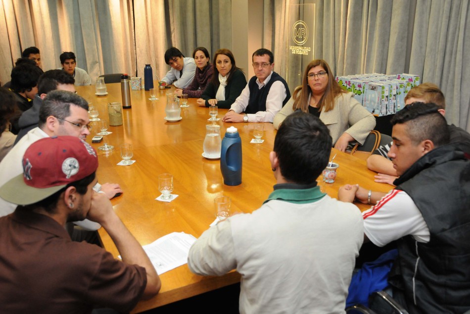 5139 | Encuentro con jóvenes de breakdance - Dir. Gral. de Comunicación Social