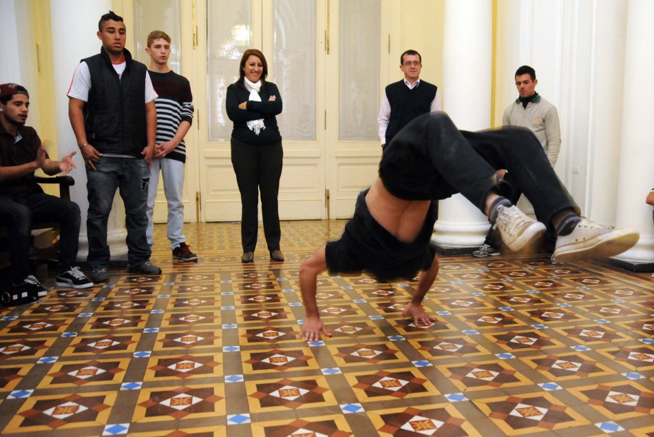 5138 | Encuentro con jóvenes de breakdance - Dir. Gral. de Comunicación Social