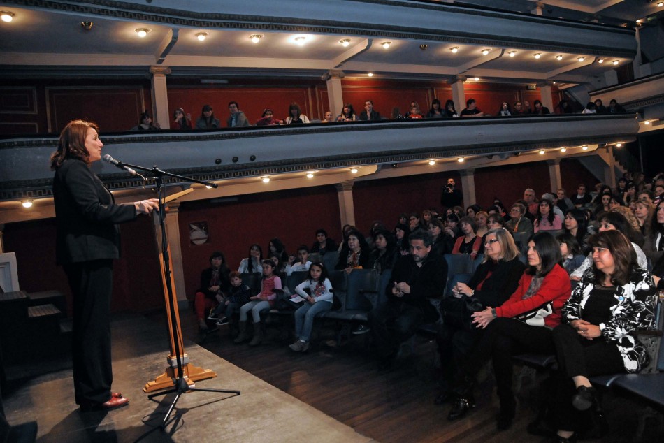 10125 | Dia del Maestro en La Comedia - Dir. Gral. de Comunicación Social (Marcelo Beltrame)