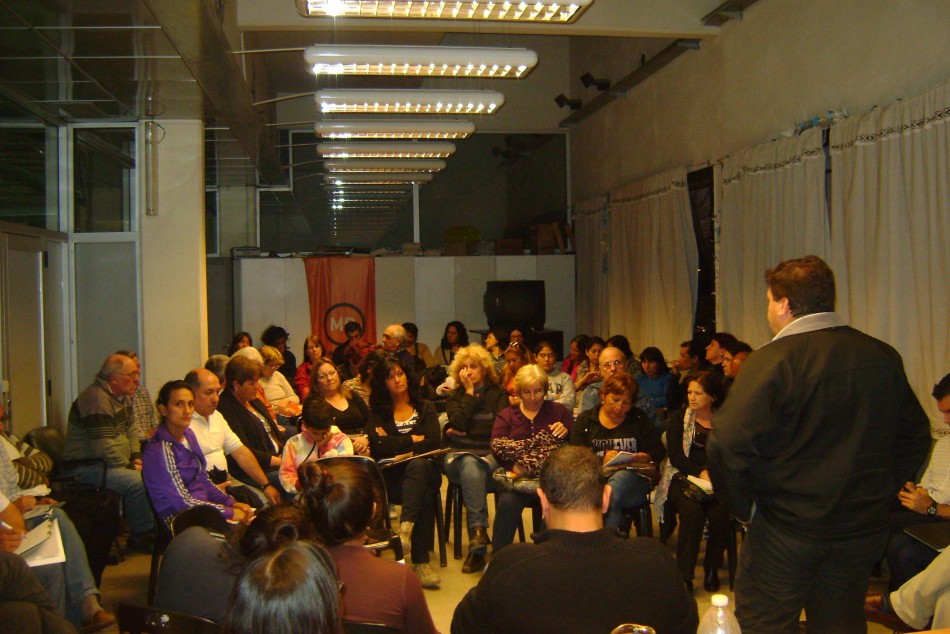 11498 | Encuentro por la convivencia y el desarme en el distrito Oeste -