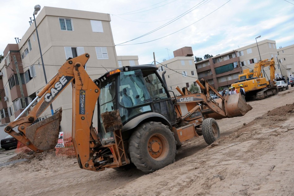 12241 | Recorrida obras de mejora Barrio Acindar - Dir. Gral. de Comunicación Social (Marcelo Beltrame)