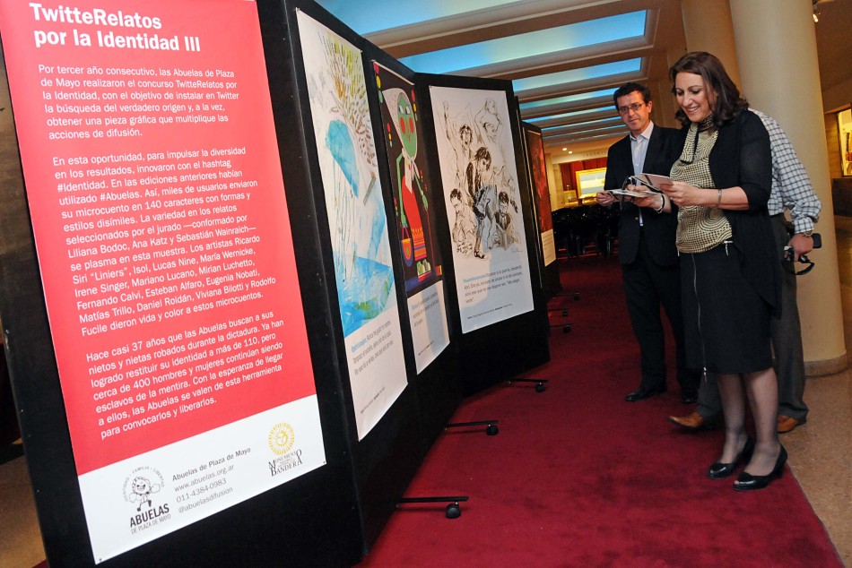 13663 | Apertura Muestra TwittsRelatos por la Identidad - Dir. Gral. de Comunicación Social (Marcelo Beltrame)
