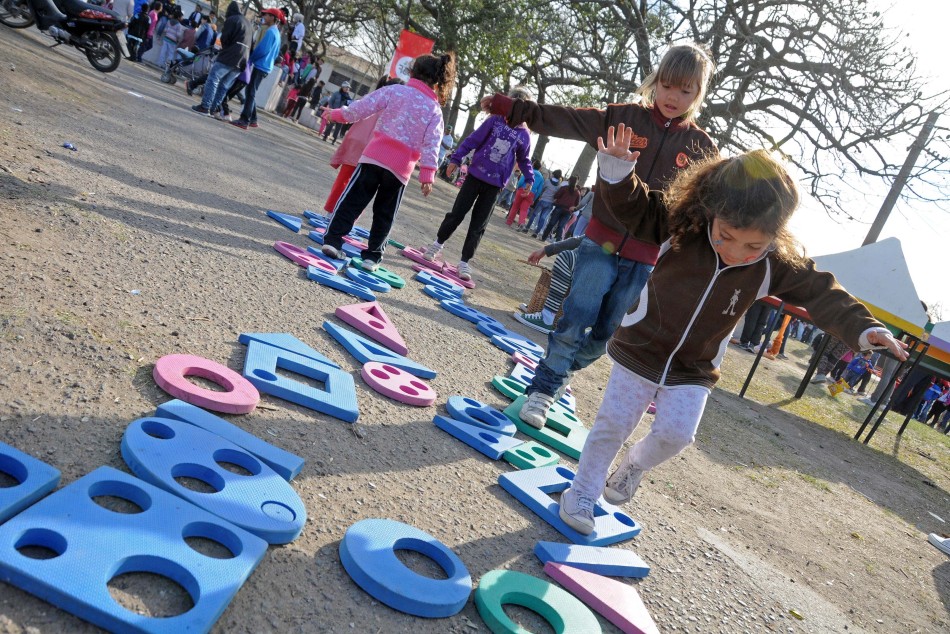 16443 | Celebracion Derechos del Niño (archivo) - Dir. Gral. de Comunicación Social (Marcelo Beltrame)