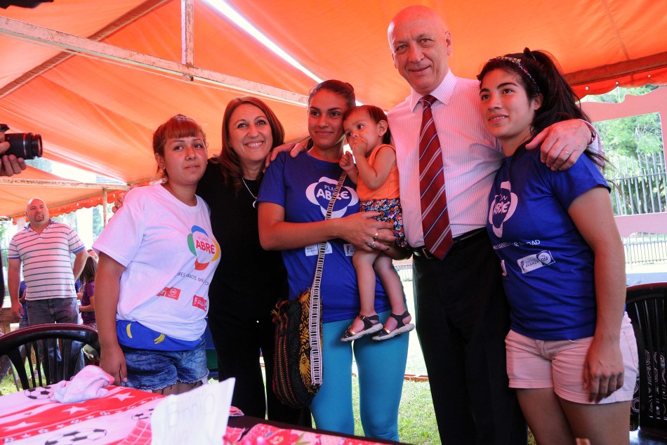 18787 | Acto de entrega de diplomas del Programa Nueva Oportunidad en el Jardín de los Niños - Dir. Gral. de Comunicación Social (Marcelo Beltrame)