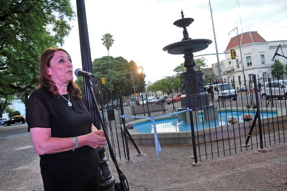 18801 | Inauguracion Fuente Pellegrini y Lagos  - Dir. Gral. de Comunicación Social (Marcelo Beltrame)