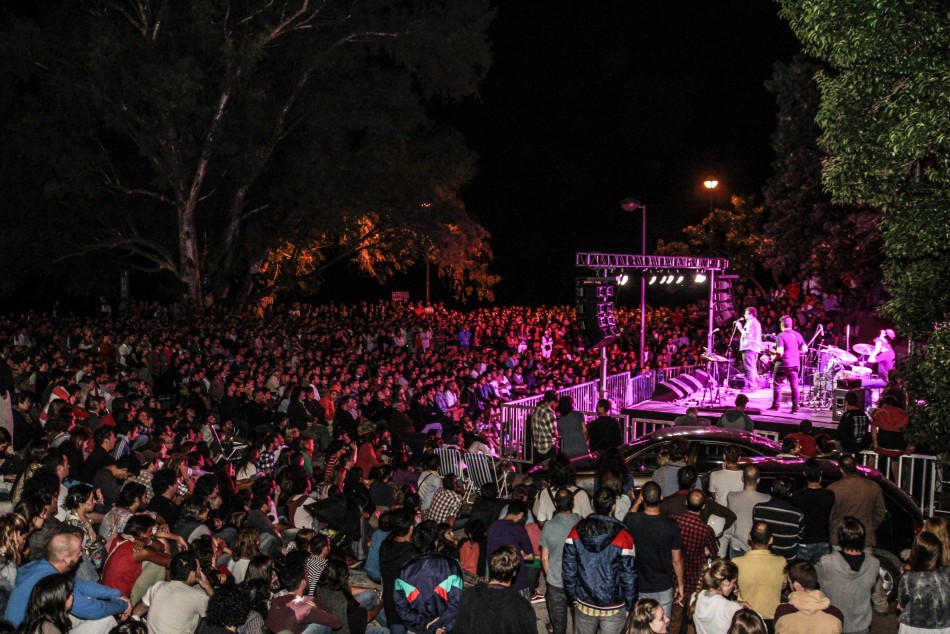 22544 | Presentación de Gillespi en la explanada del macro - Sec. de Cultura y Educación (Guillermo Turin)