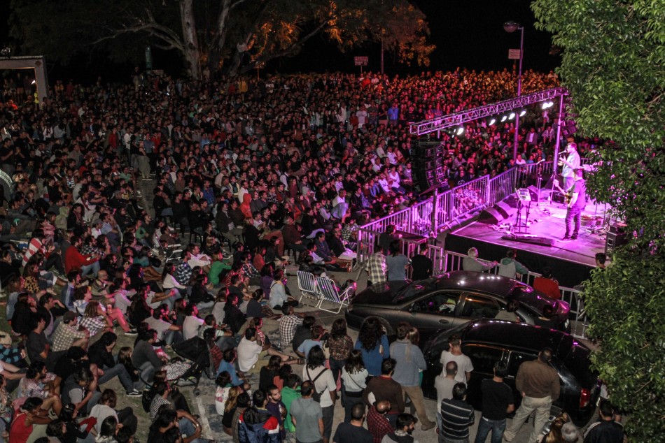22545 | Presentación de Gillespi en la explanada del macro - Sec. de Cultura y Educación (Guillermo Turin)