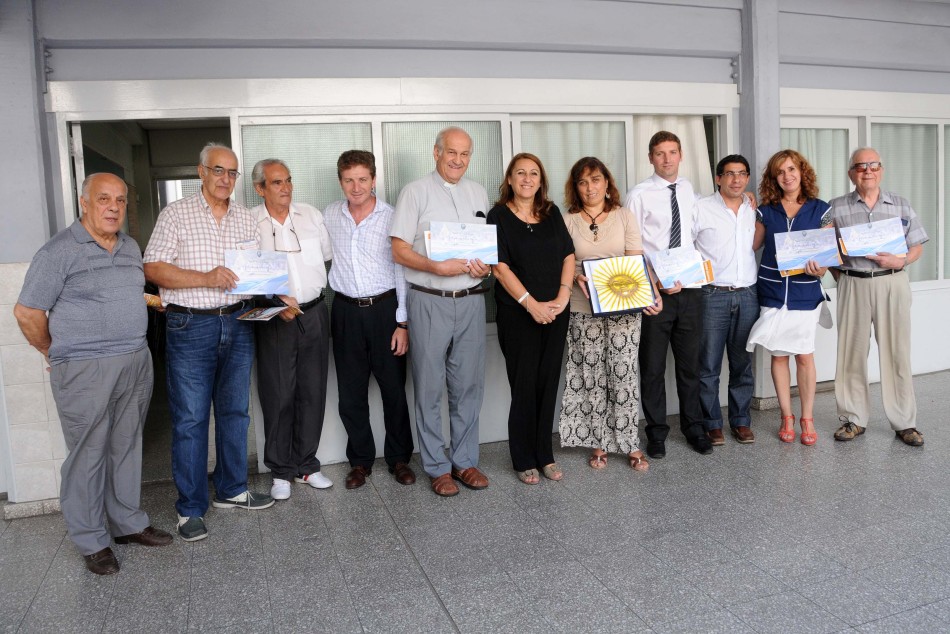 22968 | Firma acta compromiso izamiento bandera en las Cuatro Plazasi - Dir. Gral. de Comunicación Social (Marcelo Beltrame)