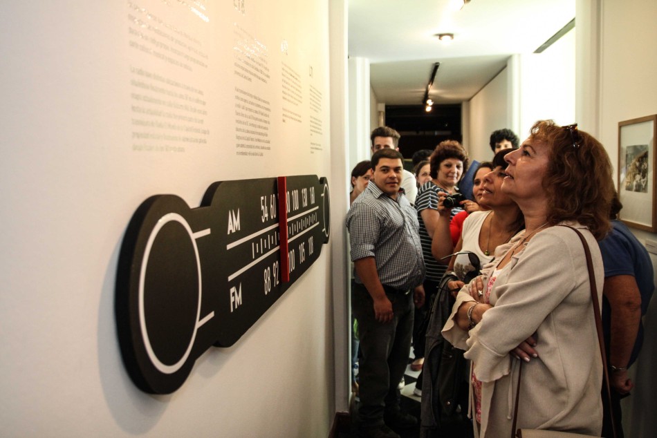 27392 | Muestra Memorias de (la) Radio - Sec. de Cultura y Educación (Guillermo Turin)