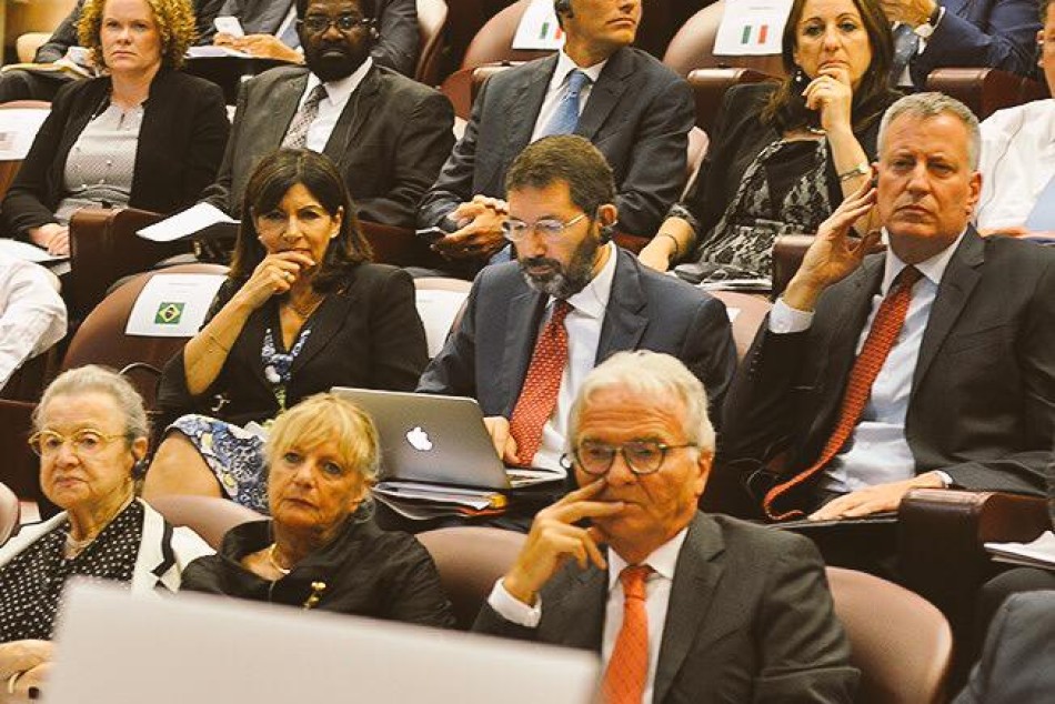 34124 | La intendenta en el Vaticano junto a alcaldes de otras ciudades del mundo - @Anne_Hidalgo