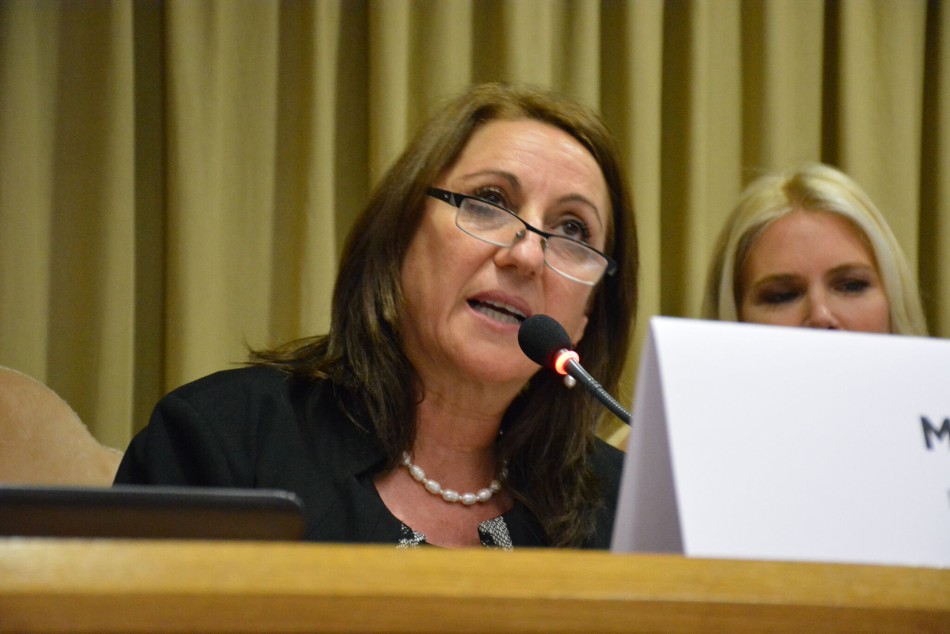 34130 | Mónica Fein en el Vaticano - Gentileza