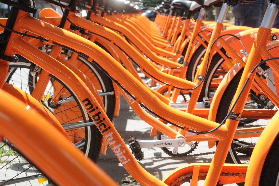 43246 | Balance del sistema público Mi Bici Tu Bici a menos de un mes de su puesta en marcha - Dir. Gral. de Comunicación Social (Silvio Moriconi)