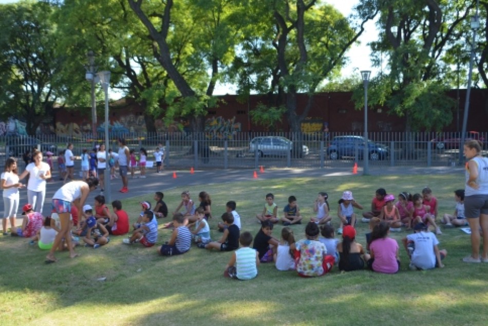 46533 | Colonia de Vacaciones - Careli Vivas