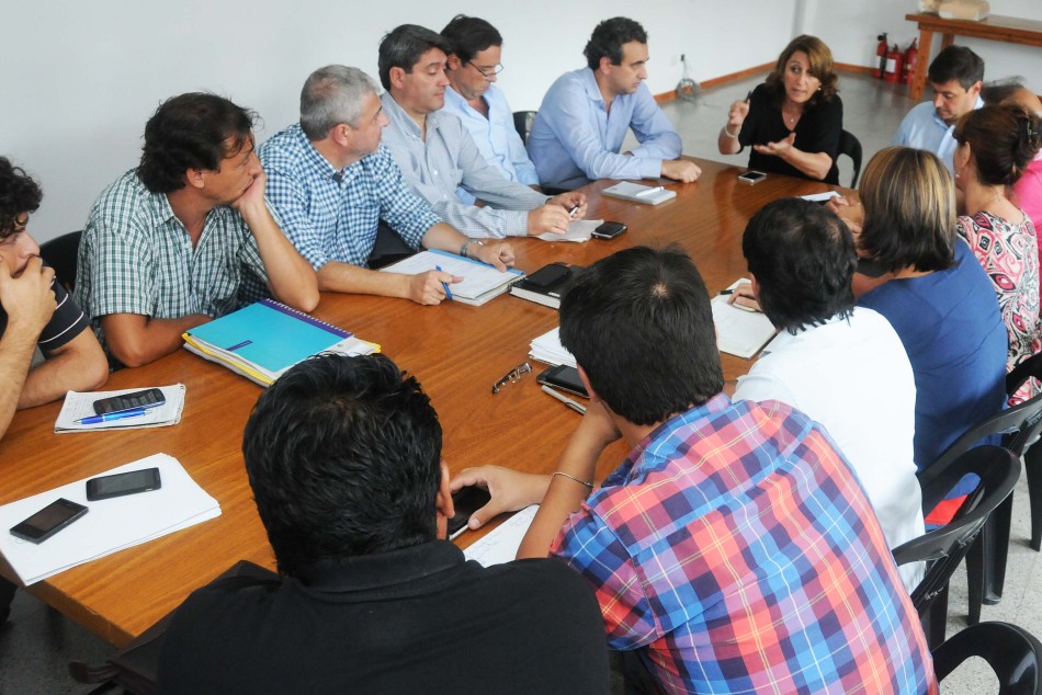 47489 | Reunion Comite Emergencia - Dir. Gral. de Comunicación Social (Marcelo Beltrame)