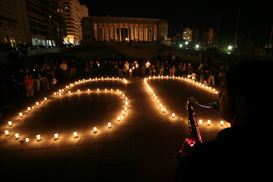 48256 | Rosario se suma a La Hora del Planeta con un concierto a la luz de las velas - Monumento Nacional a la Bandera