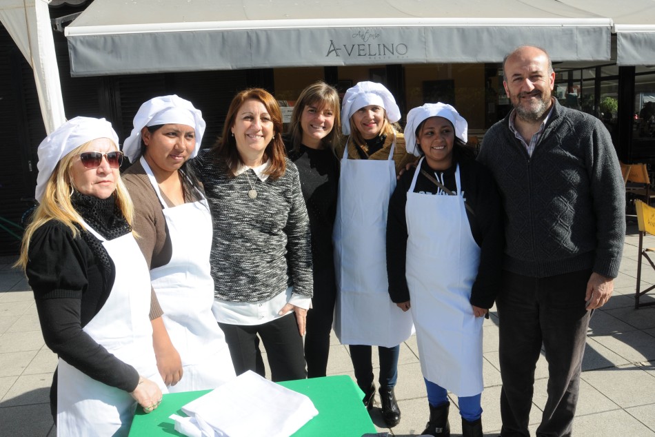 58816 | Recorrida Feria Rosario Emprende - Dir. Gral. de Comunicación Social (Silvio Moriconi)