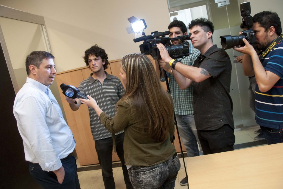 62172 | El secretario de Gobierno brindando detalles sobre la clausura - Dir. Gral. de Comunicación Social (Marcelo Beltrame)