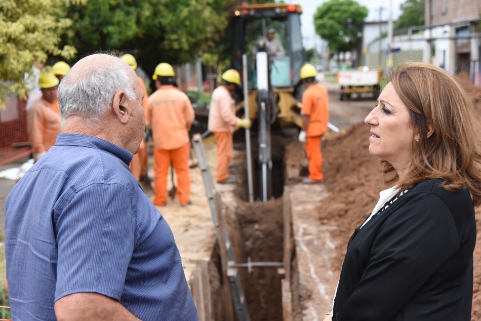 72035 | Obras: cloacas en Godoy Oeste - Dir. Gral. de Comunicación Social (Silvio Moriconi)