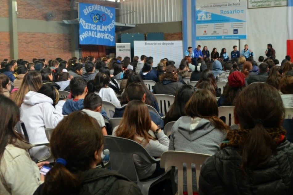 98906 | Ciclo de charlas Crónica de Porte -