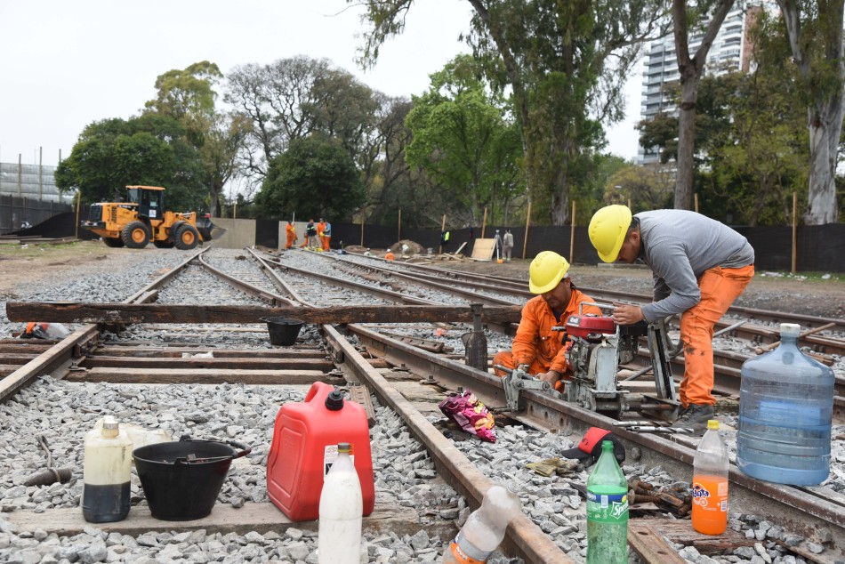 104008 | Recorrida por obras doble traza Av De la Costa - Dir. Gral. de Comunicación Social (Silvio Moriconi)