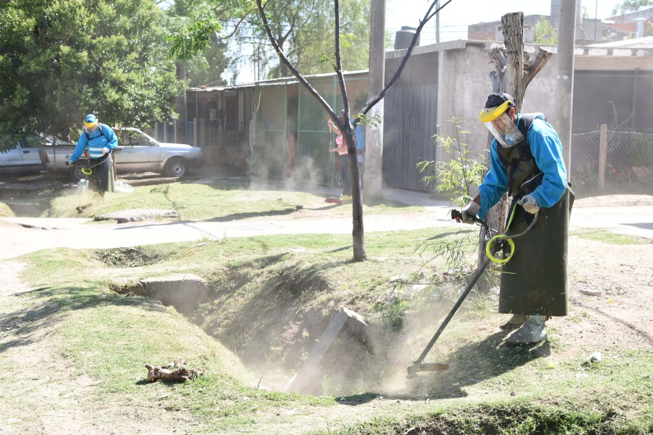 108933 | Operativos integrales: la Municipalidad realizó mejoras en los barrios durante todo el año - Dir. Gral. de Comunicación Social (Silvio Moriconi)