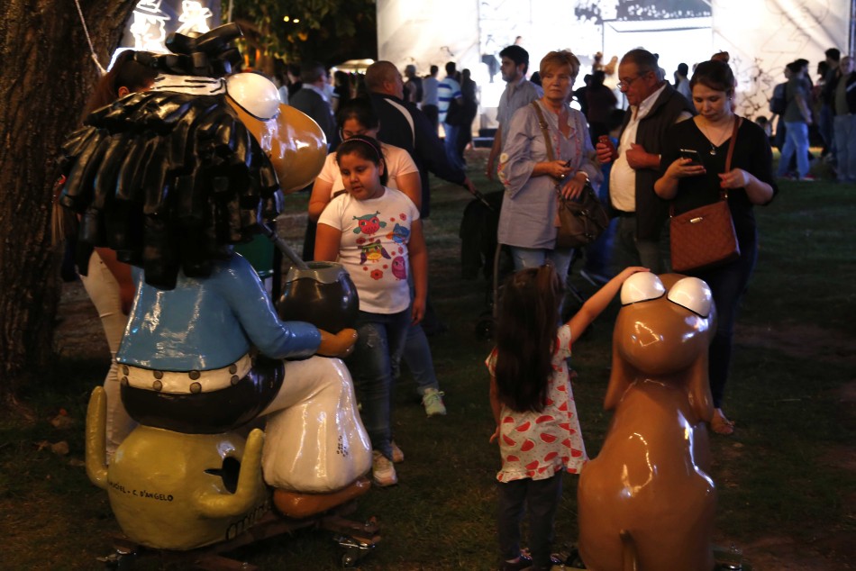 110453 | Stand argentino en Colectividades 2017 - Prensa - Sec. de Cultura y Educación