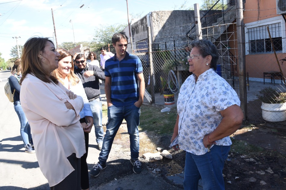 128320 | Recorrida barrio Alvear - Dir. Gral. de Comunicación Social (Franco Trovato)