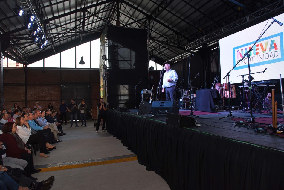 131723 | Encuentro Acompañantes y Capacitadores Programa Nueva Oportunidad  - Dir. Gral. de Comunicación Social (Marcelo Beltrame)