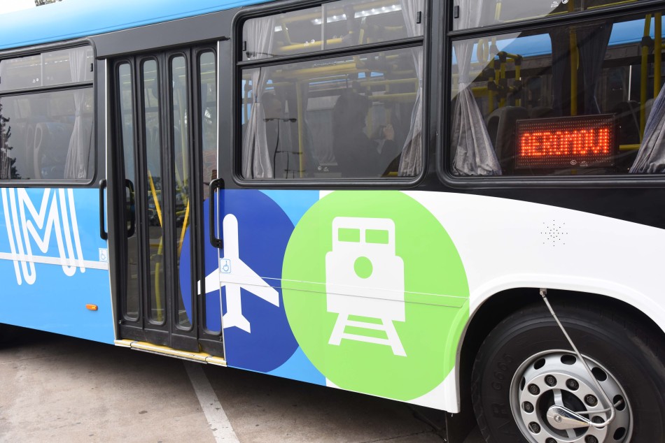 137263 | Movilidad: el servicio Aeromovi ya conecta la ciudad con el Aeropuerto Islas Malvinas - Dir. Gral. de Comunicación Social (Silvio Moriconi)