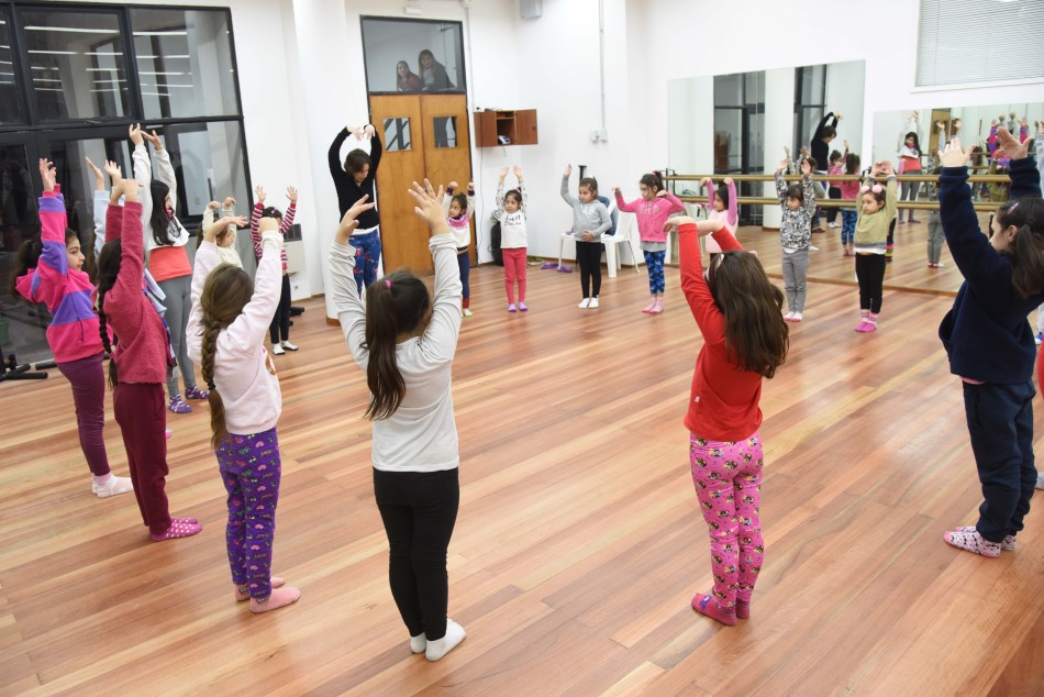 142704 | Escuela Municipal de Danza - Dir. Gral. de Comunicación Social (Silvio Moriconi)