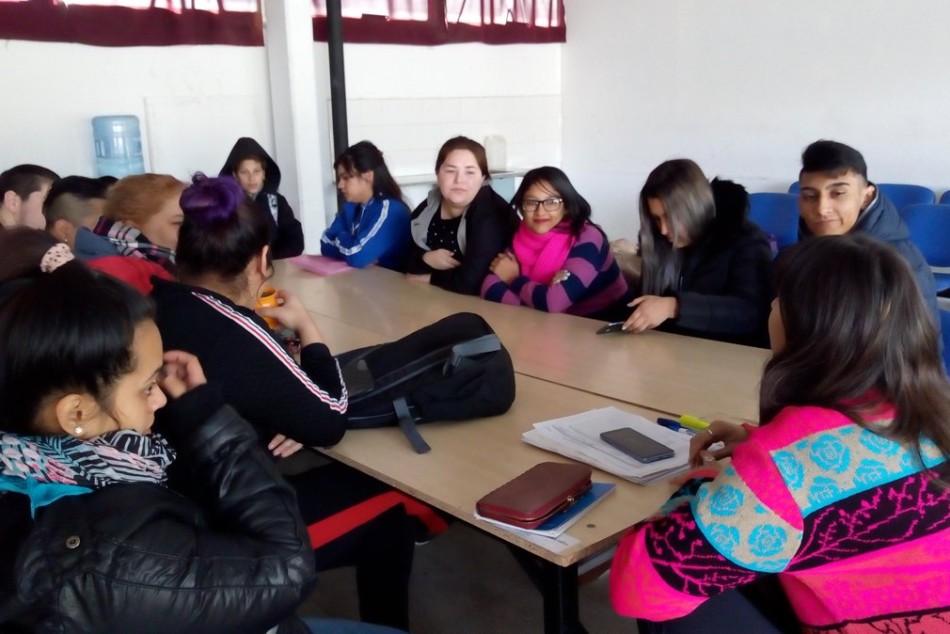 147180 | Club de empleo en el Sudoeste: jóvenes se capacitan para buscar trabajo -