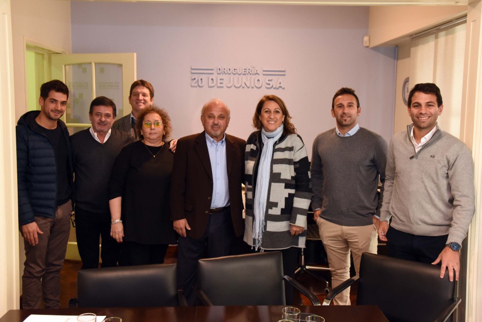 147357 | Visita a Empresa Droguería 20 de Junio - Dir. Gral. de Comunicación Social (Silvio Moriconi)