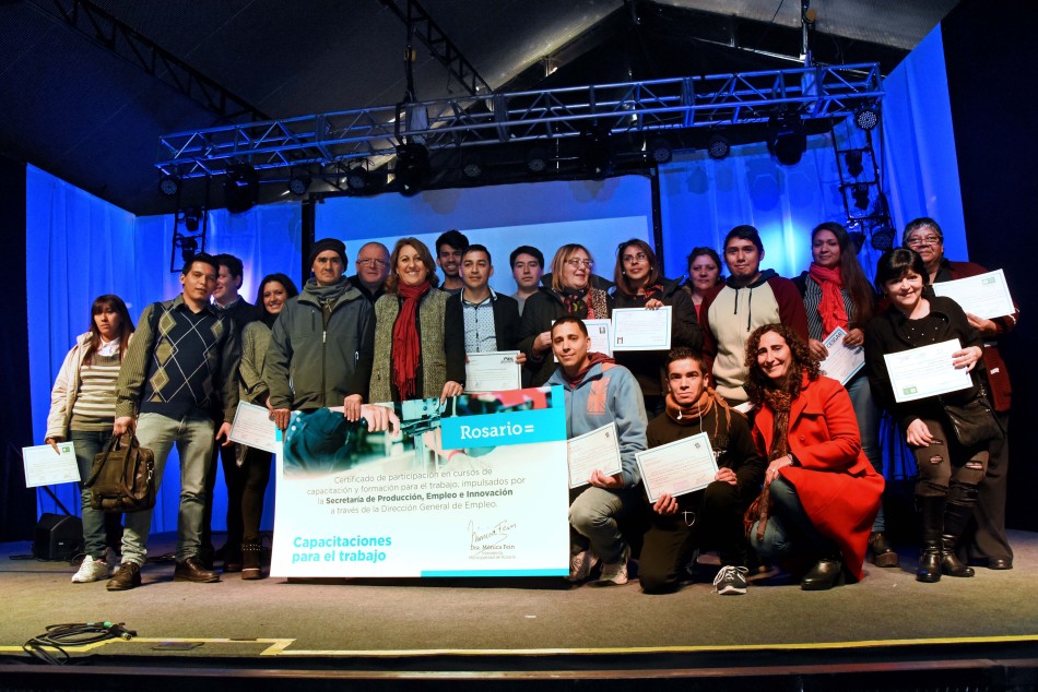 150258 | Entrega Diplomas Cursos Capacitacion Oficios  - Subsecretaría de Comunicación Social (Marcelo Beltrame)