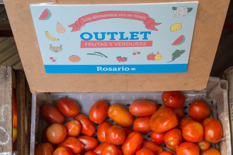 161853 | 165 verdulerías de la ciudad ya ofrecen mercadería en outlet - Secretaría de Ambiente y Espacio Público (Juan Pablo Allegue)