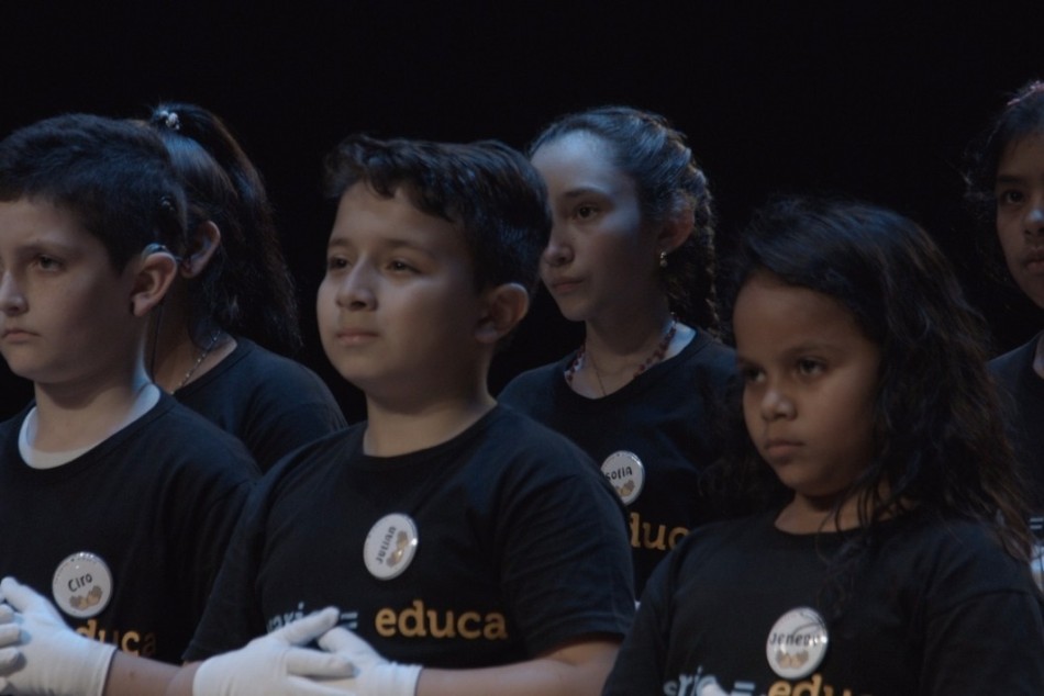 169934 | Tercera Muestra de Coros “Cantando en Señas” -
