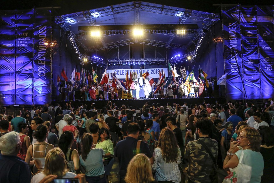 170549 | Fotos Apertura Colectividades 2018 en Parque Nacional a la Bandera - Sec. de Cultura y Educación (Guillermo Turin Bootello)
