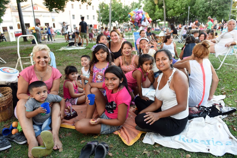 185369 | PicNic Nocturno 4 Plazas - Subsecretaría de Comunicación Social (Silvio Moriconi)
