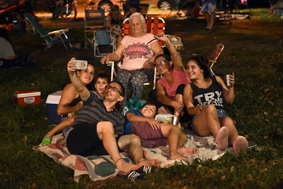 185385 | PicNic Nocturno 4 Plazas - Subsecretaría de Comunicación Social (Silvio Moriconi)