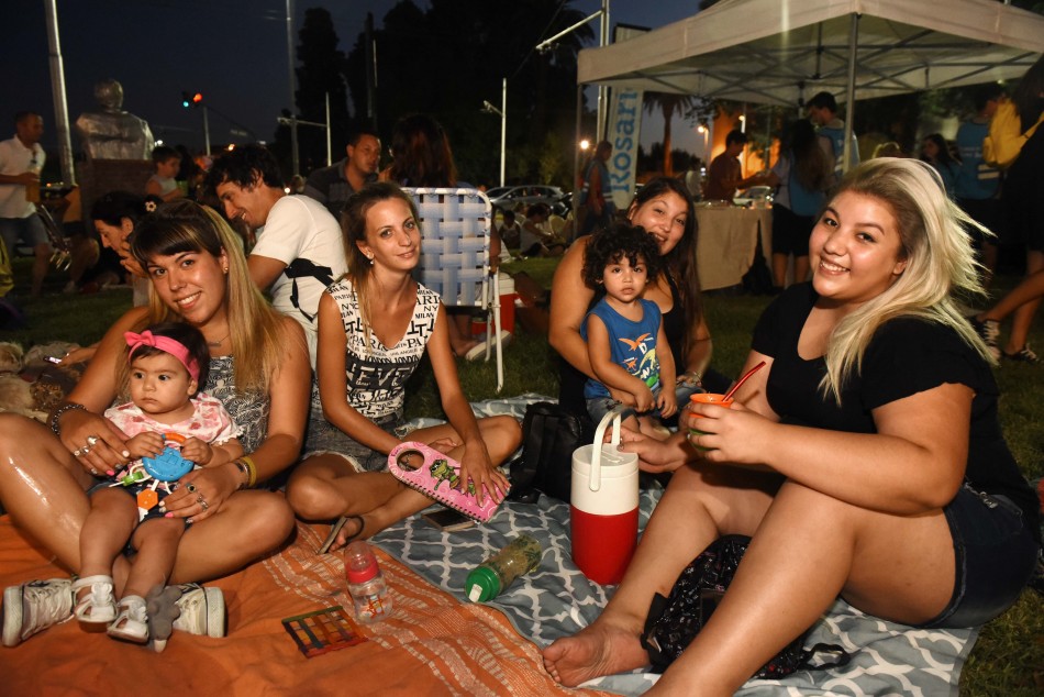 185376 | PicNic Nocturno 4 Plazas - Subsecretaría de Comunicación Social (Silvio Moriconi)