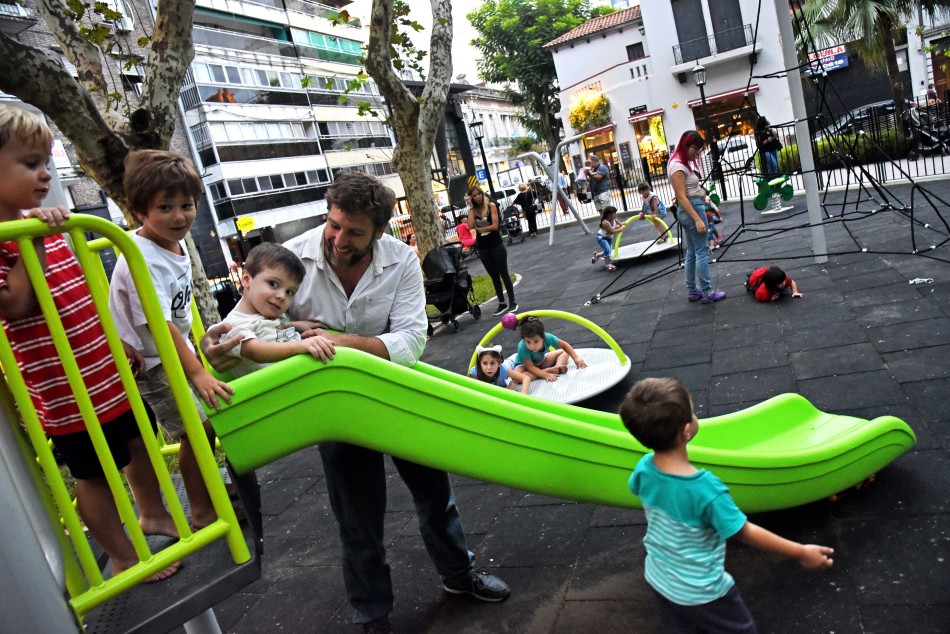 190765 | Remodelada Plaza Pringles  - Subsecretaría de Comunicación Social (Marcelo Beltrame)