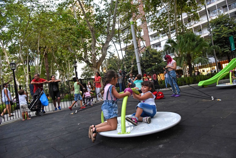190763 | Remodelada Plaza Pringles  - Subsecretaría de Comunicación Social (Marcelo Beltrame)