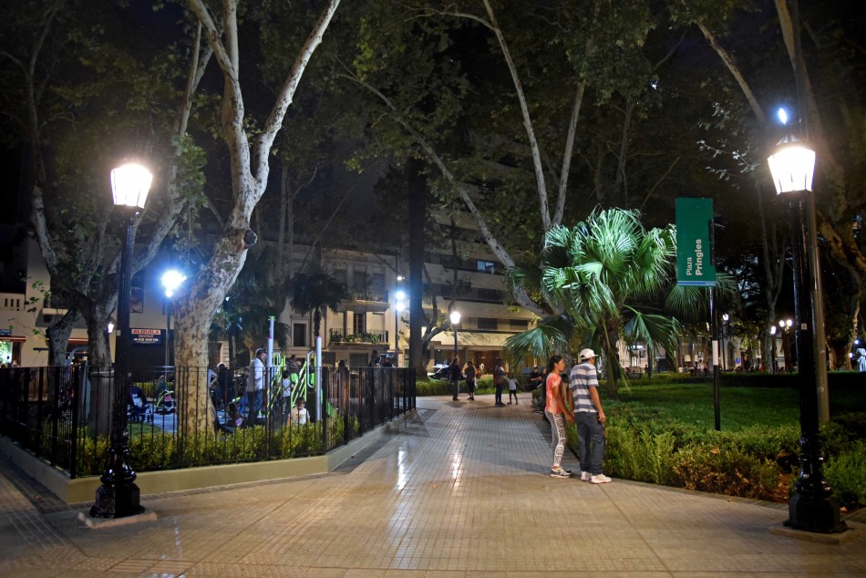 190771 | Remodelada Plaza Pringles  - Subsecretaría de Comunicación Social (Marcelo Beltrame)