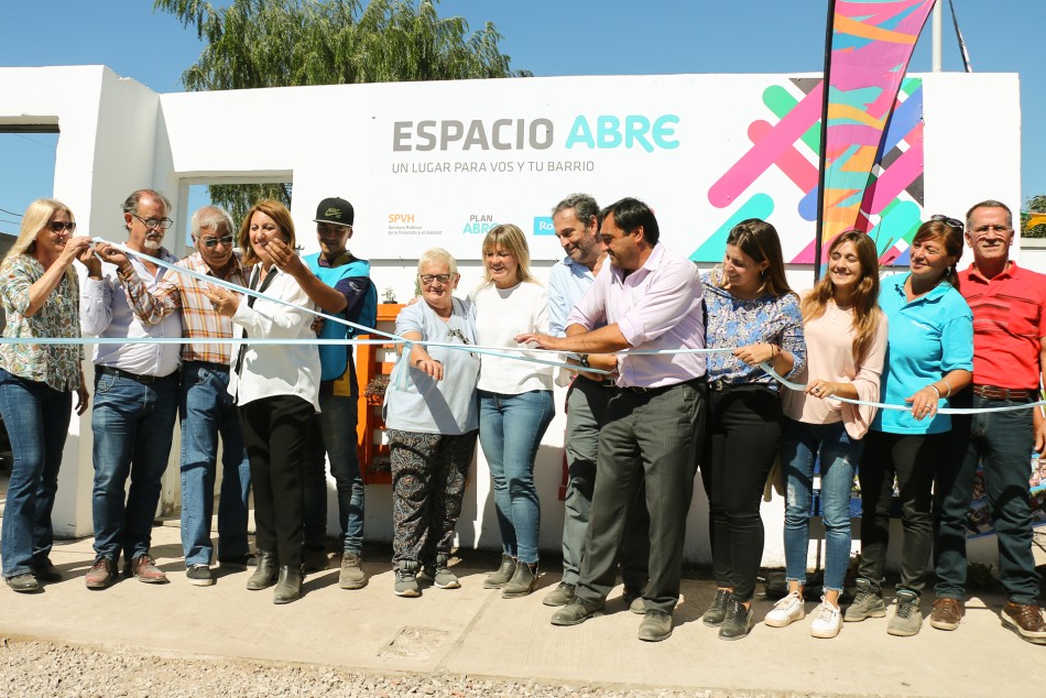 194469 | Municipio y Provincia inauguraron un nuevo espacio Abre en Cullen y Sorrento  - Prensa Secretaría del Hábitat de Santa Fe