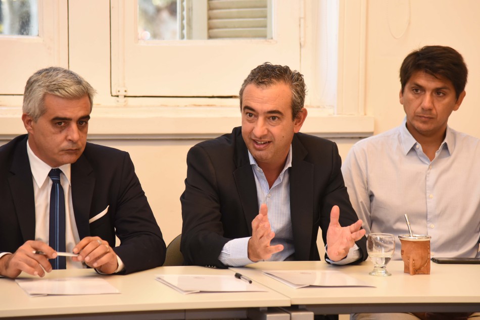 250374 | Firma de convenio con organizaciones sociales y la UNR para censar a las personas en situación de c - Subsecretaría de Comunicación Social (Franco Trovato)