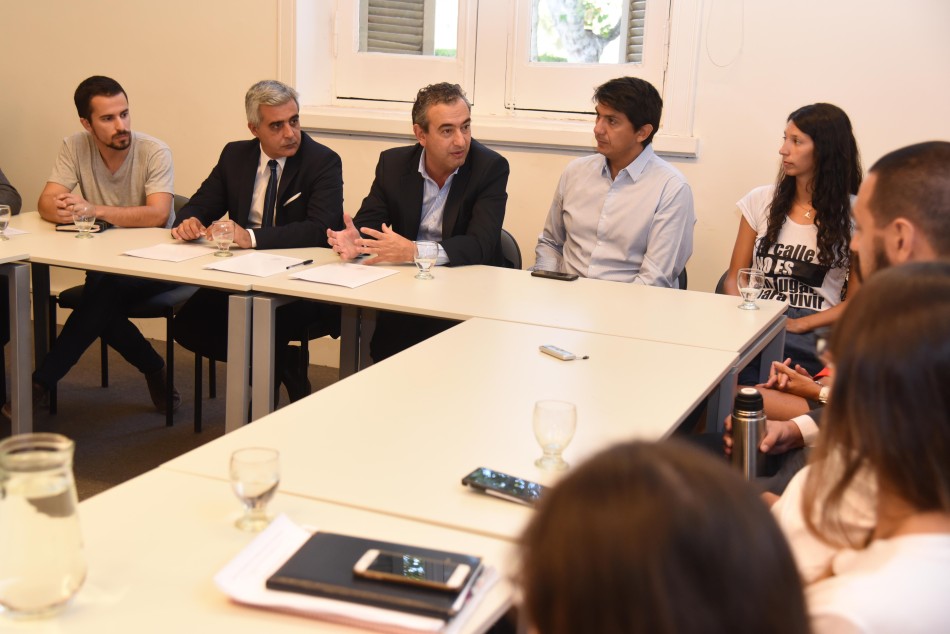 250375 | Firma de convenio con organizaciones sociales y la UNR para censar a las personas en situación de c - Subsecretaría de Comunicación Social (Franco Trovato)