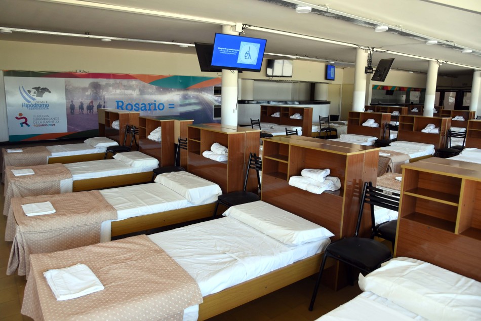 254622 | Recorrida Centro Aislamiento Hipodromo Rosario Otras - Subsecretaría de Comunicación Social (Marcelo Beltrame)