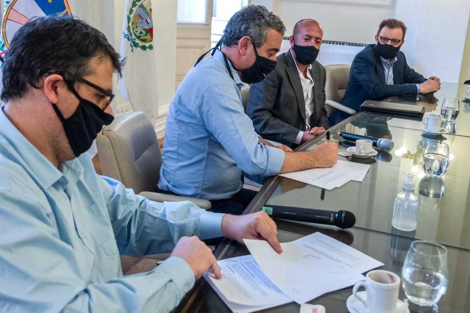 282243 | Javkin-Carta intención empresa DetxMol - Subsecretaría de Comunicación Social (Marcelo Beltrame)