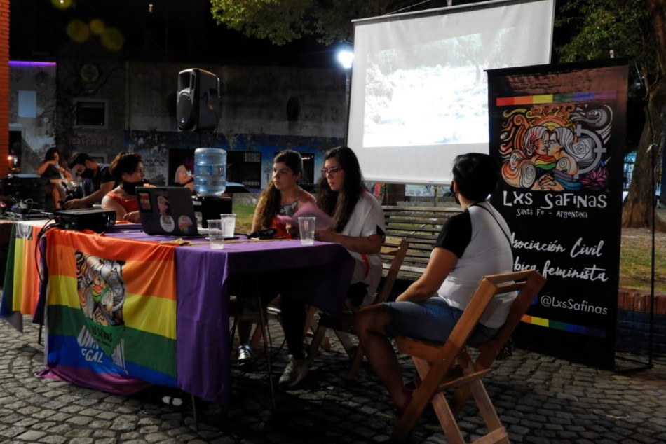 301861 | Edición especial Paseo de los Encantos Diversos - Claudia Cagnone